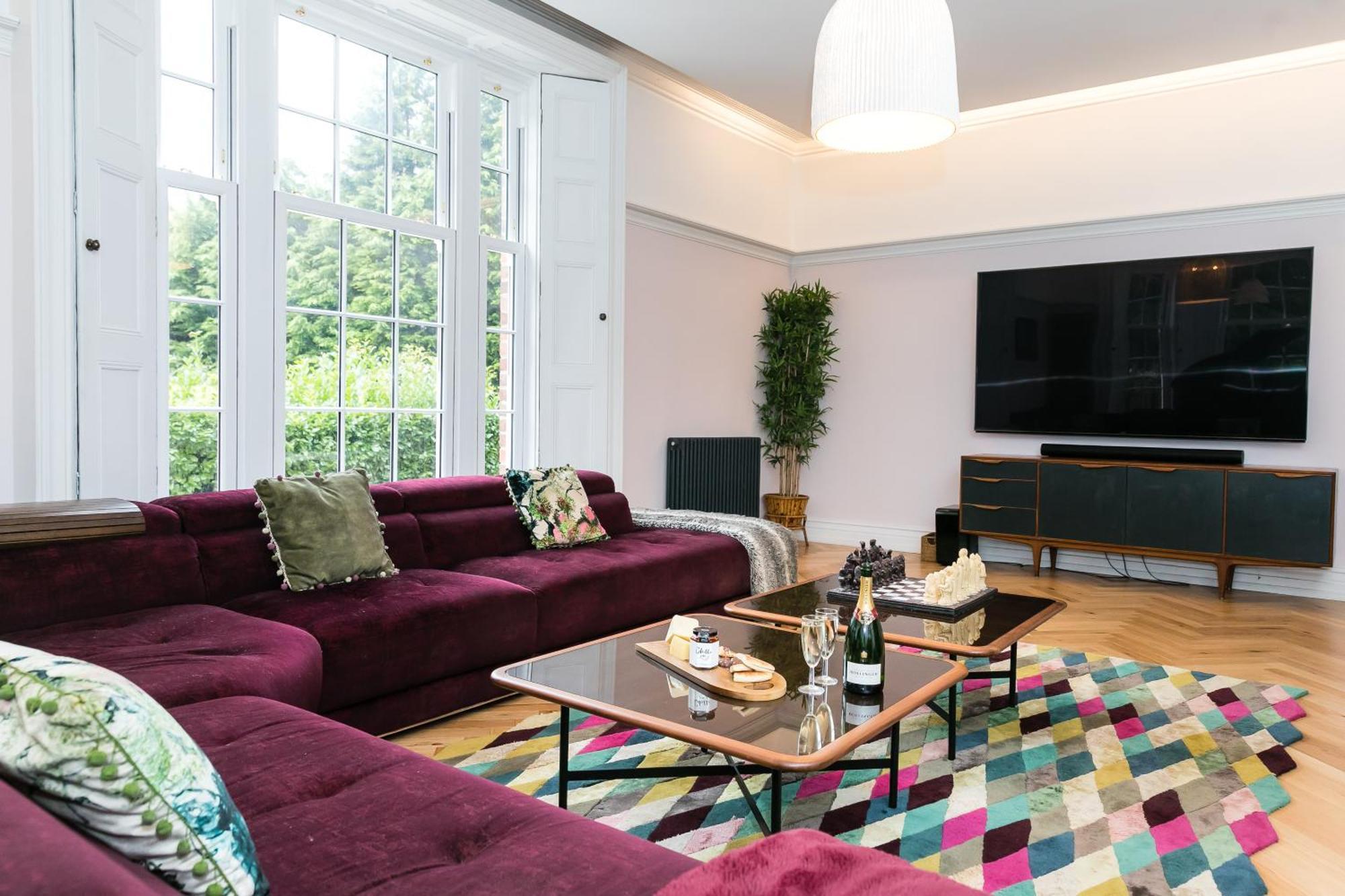Hillthorpe Manor By Maison Parfaite - Large Country House With Hot Tub 폰트프랙트 외부 사진
